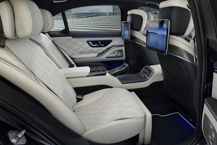 Mercedes-Benz S-Class photo 6