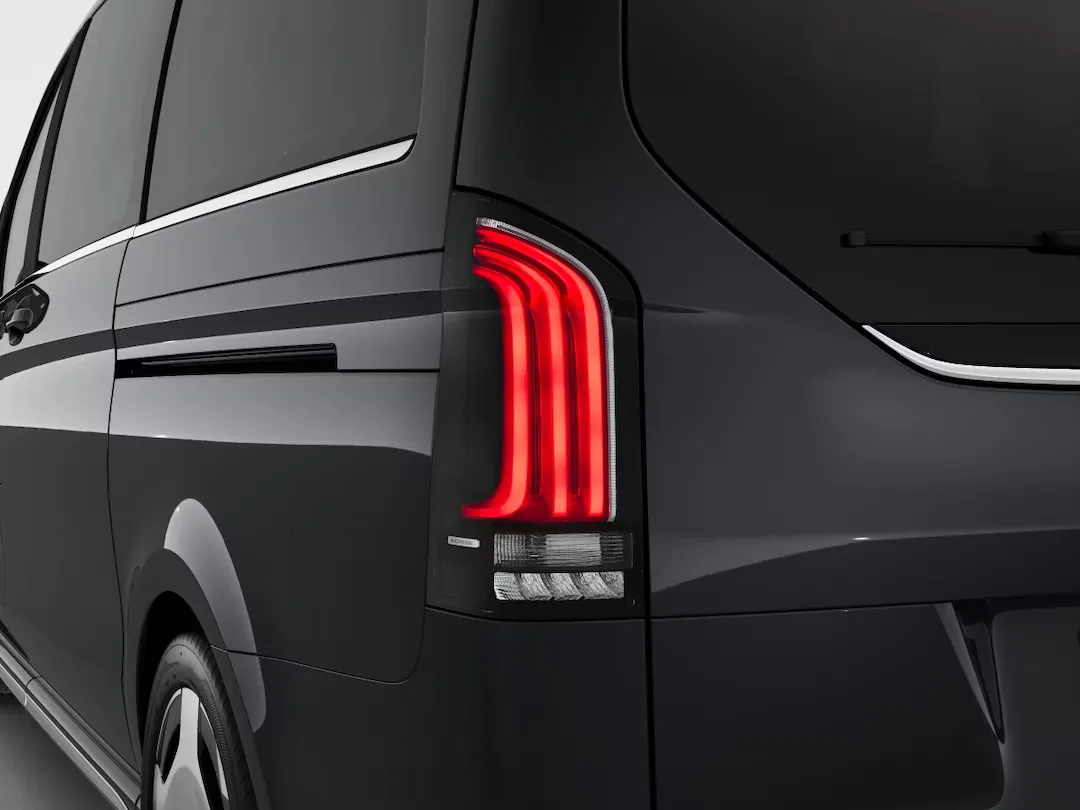 Mercedes Benz V Class photo 8